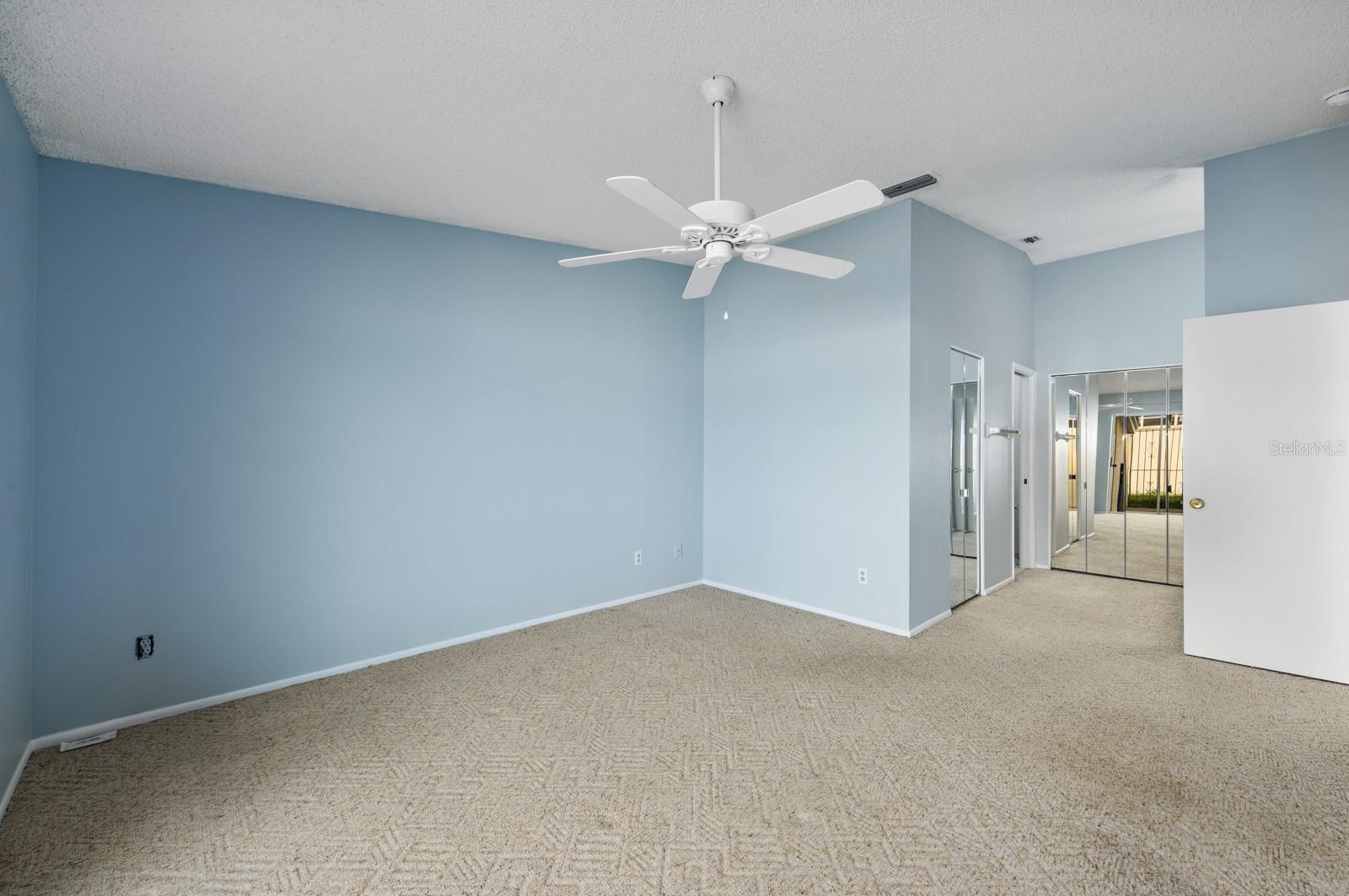 5528 37th St E #5528 Property Photo 7