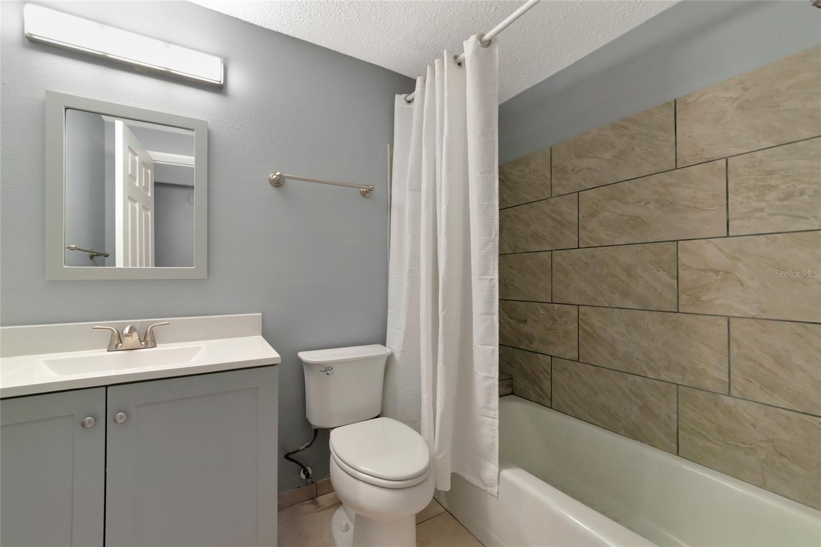 5026 Water Oak Dr #109 Property Photo 15
