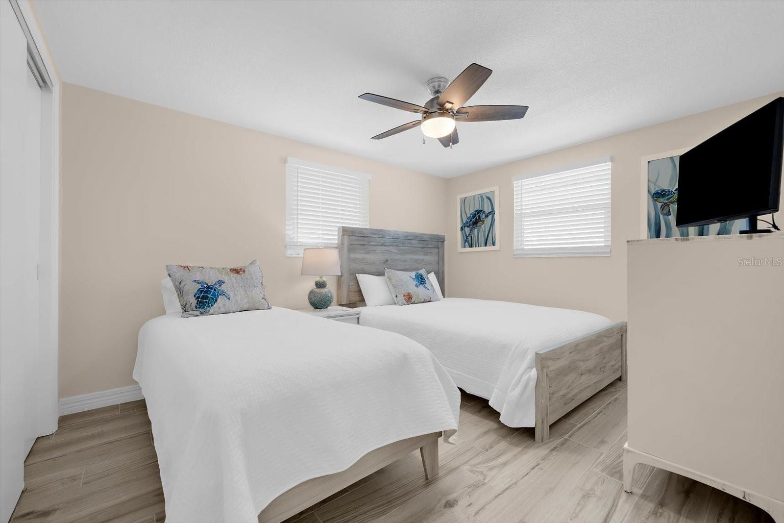 6154 Midnight Pass Rd #b1 Property Photo 22