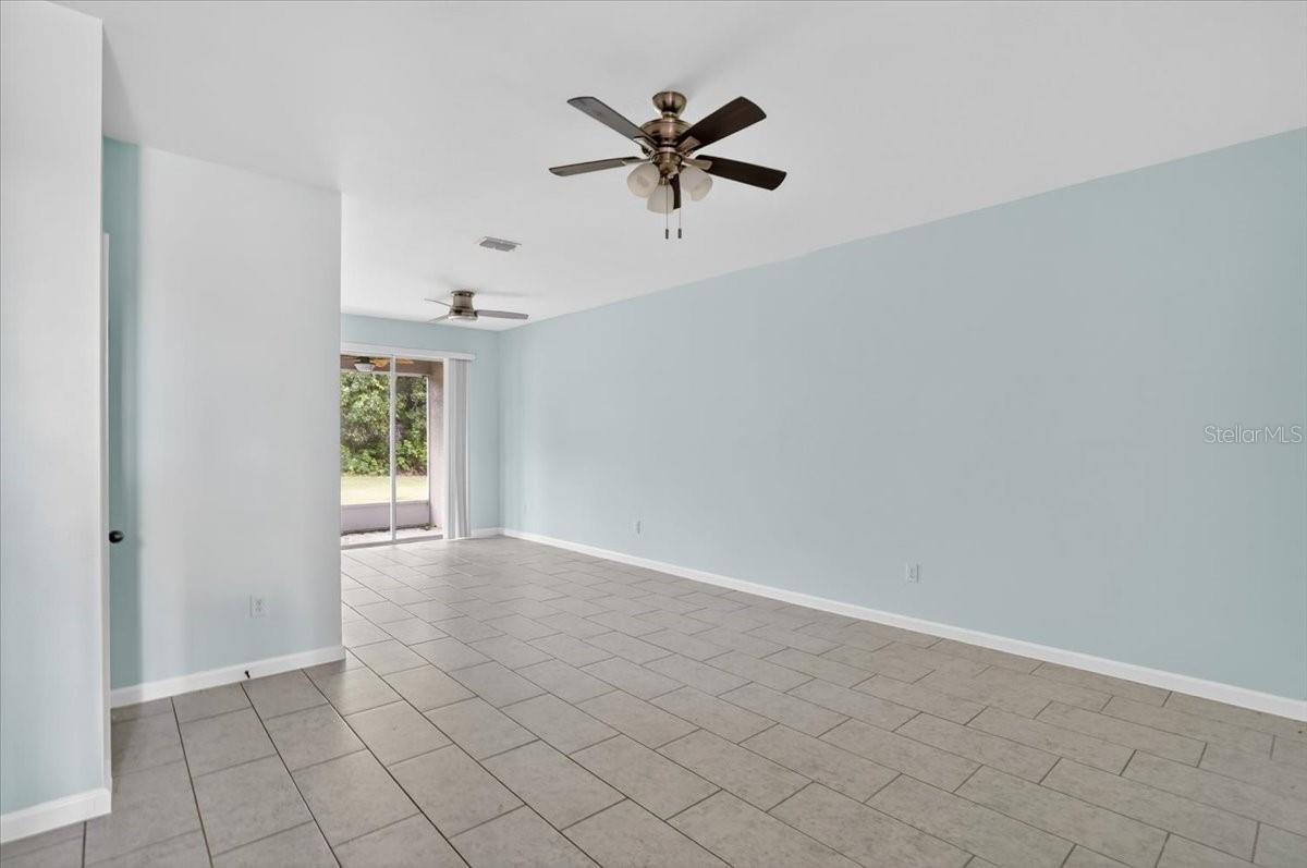 5057 Skyview Ln Property Photo 7