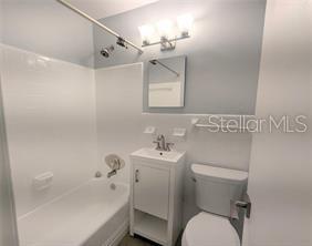 2155 Wood St #a7 Property Photo 7