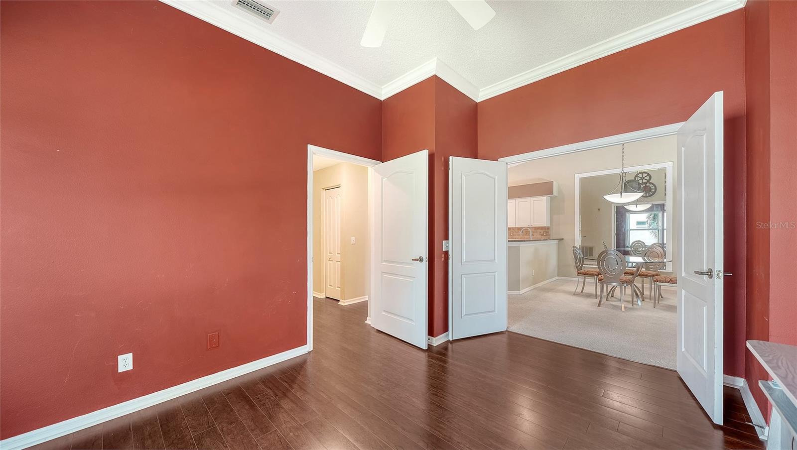 9641 Castle Point Dr #1226 Property Photo 24