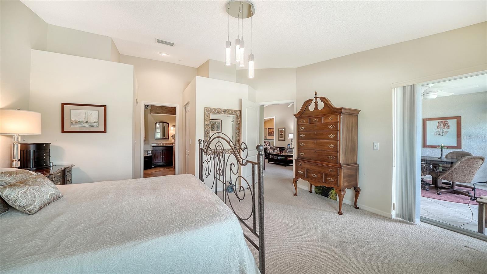 9641 Castle Point Dr #1226 Property Photo 29