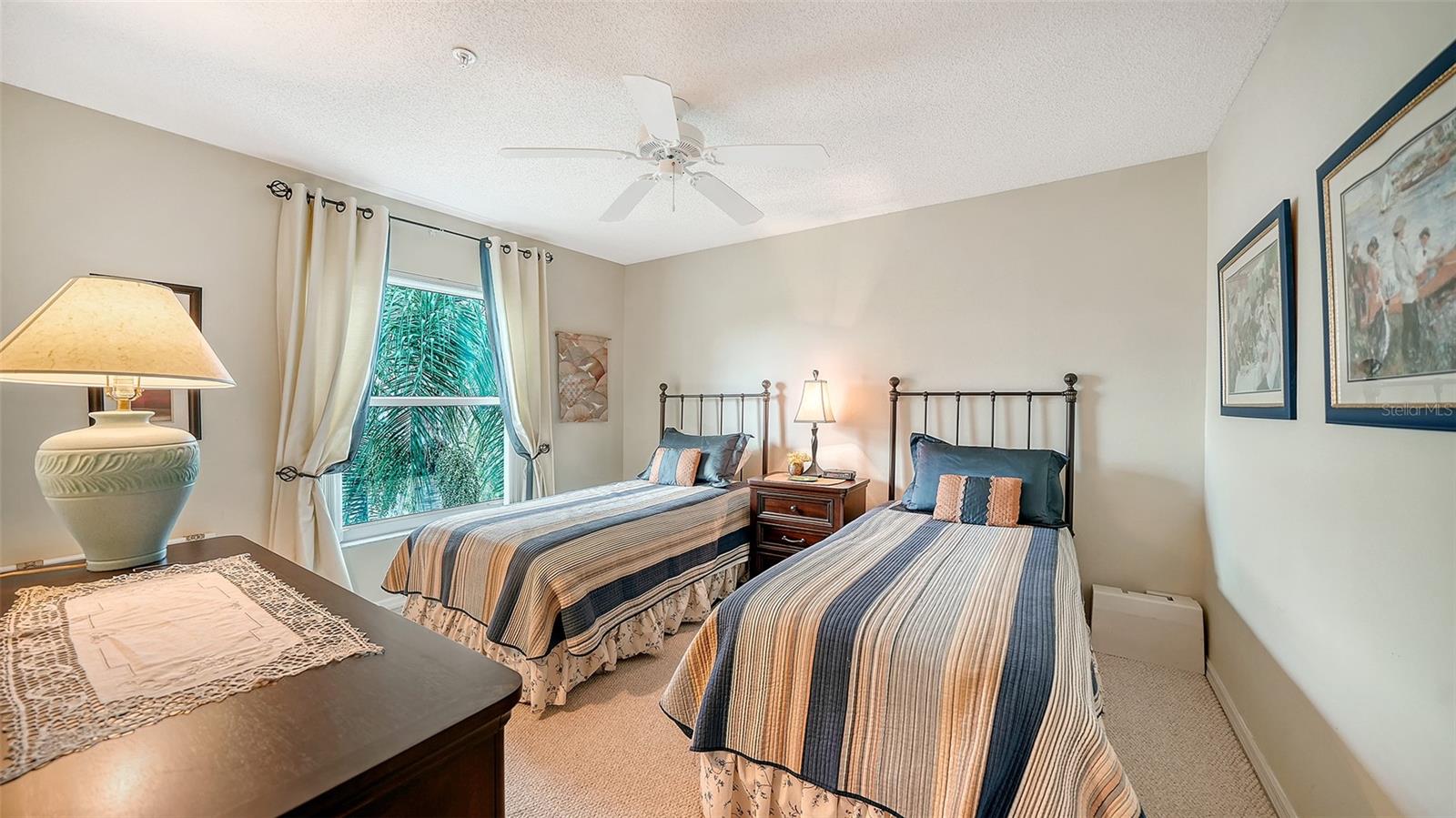 9641 Castle Point Dr #1226 Property Photo 32