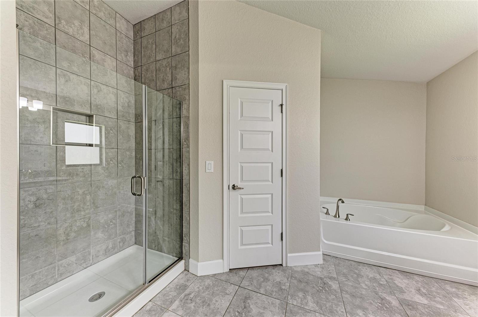 9421 43rd Ct E Property Photo 20