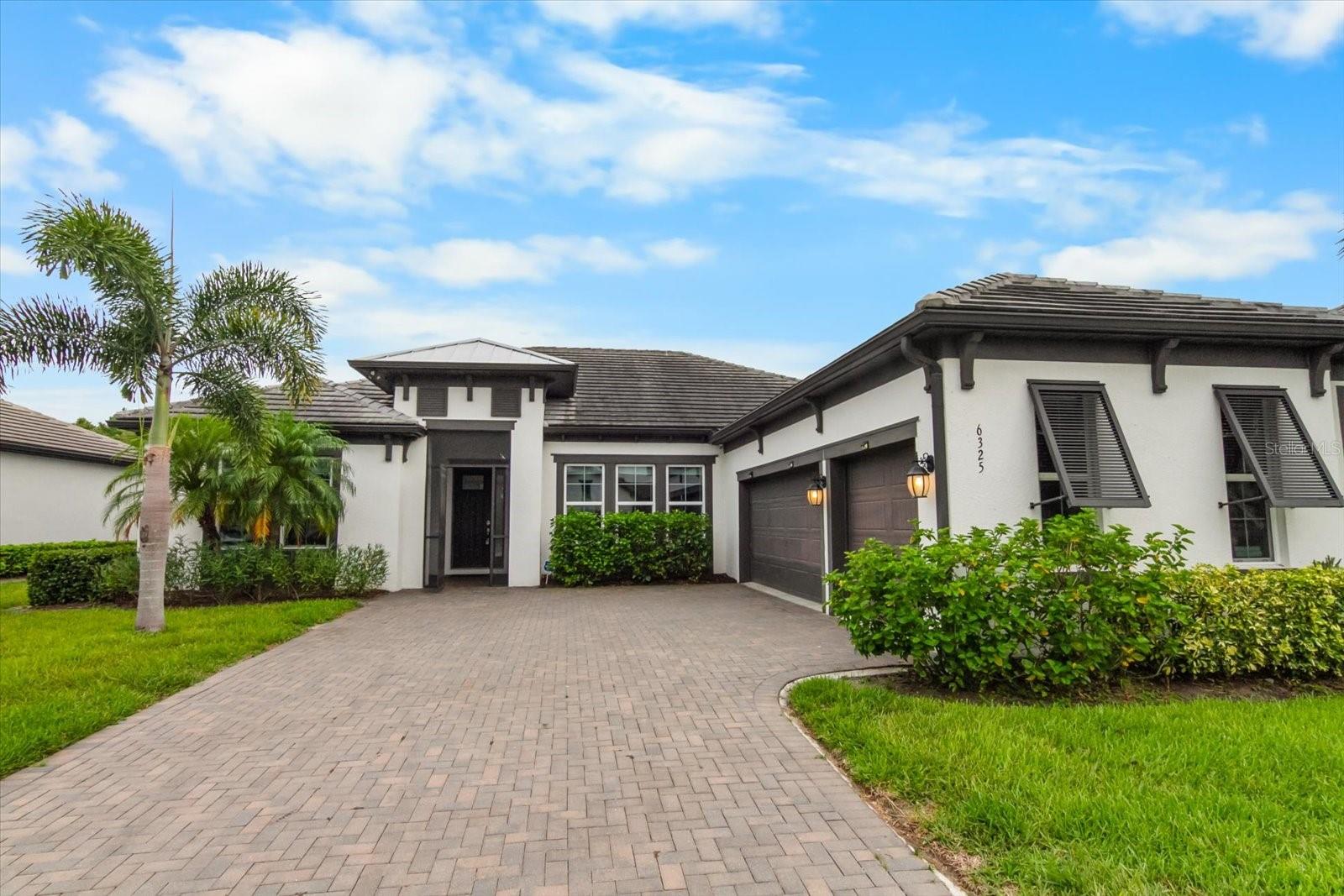 6325 Rivo Lakes Blvd Property Photo 1