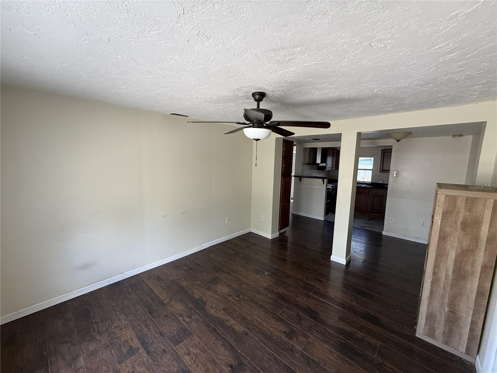1810 9th St W Property Photo 2