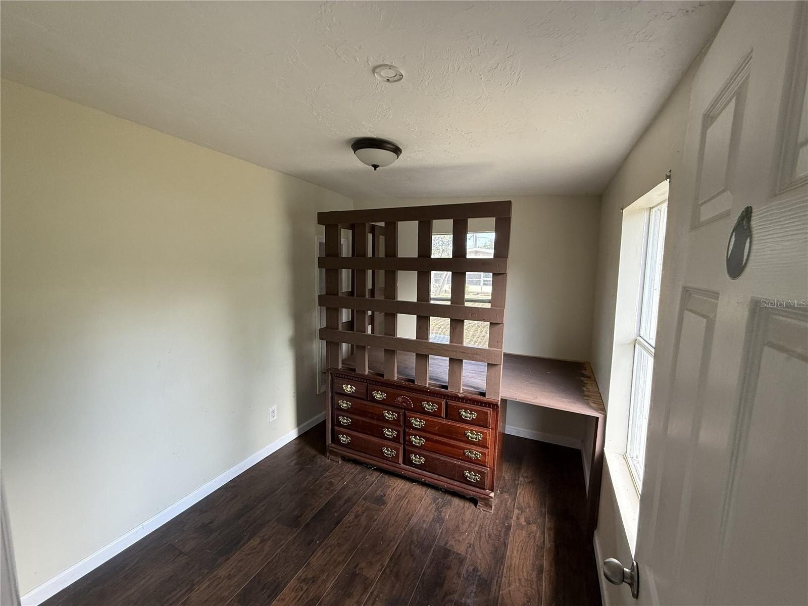 1810 9th St W Property Photo 10