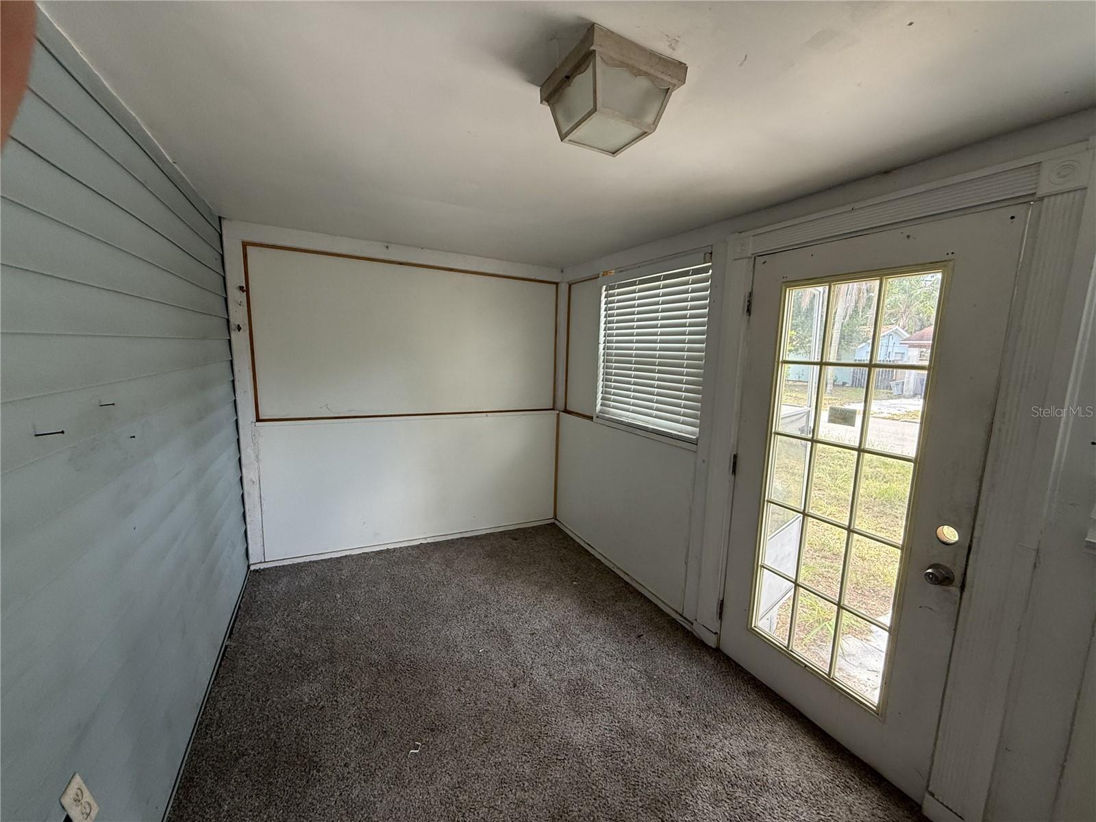 1810 9th St W Property Photo 11