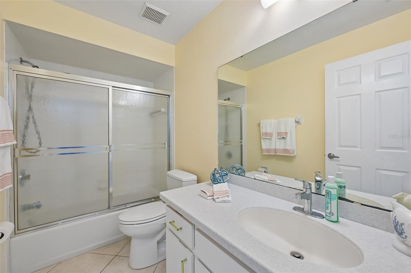 1041 Capri Isles Blvd #209 Property Photo 18