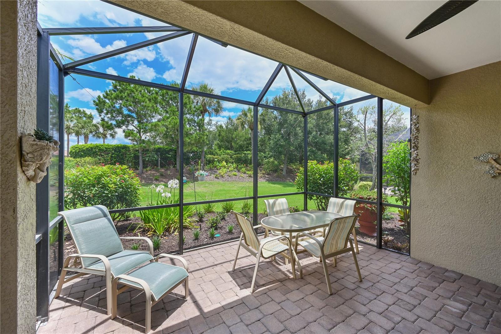 5007 Serata Dr Property Photo 23