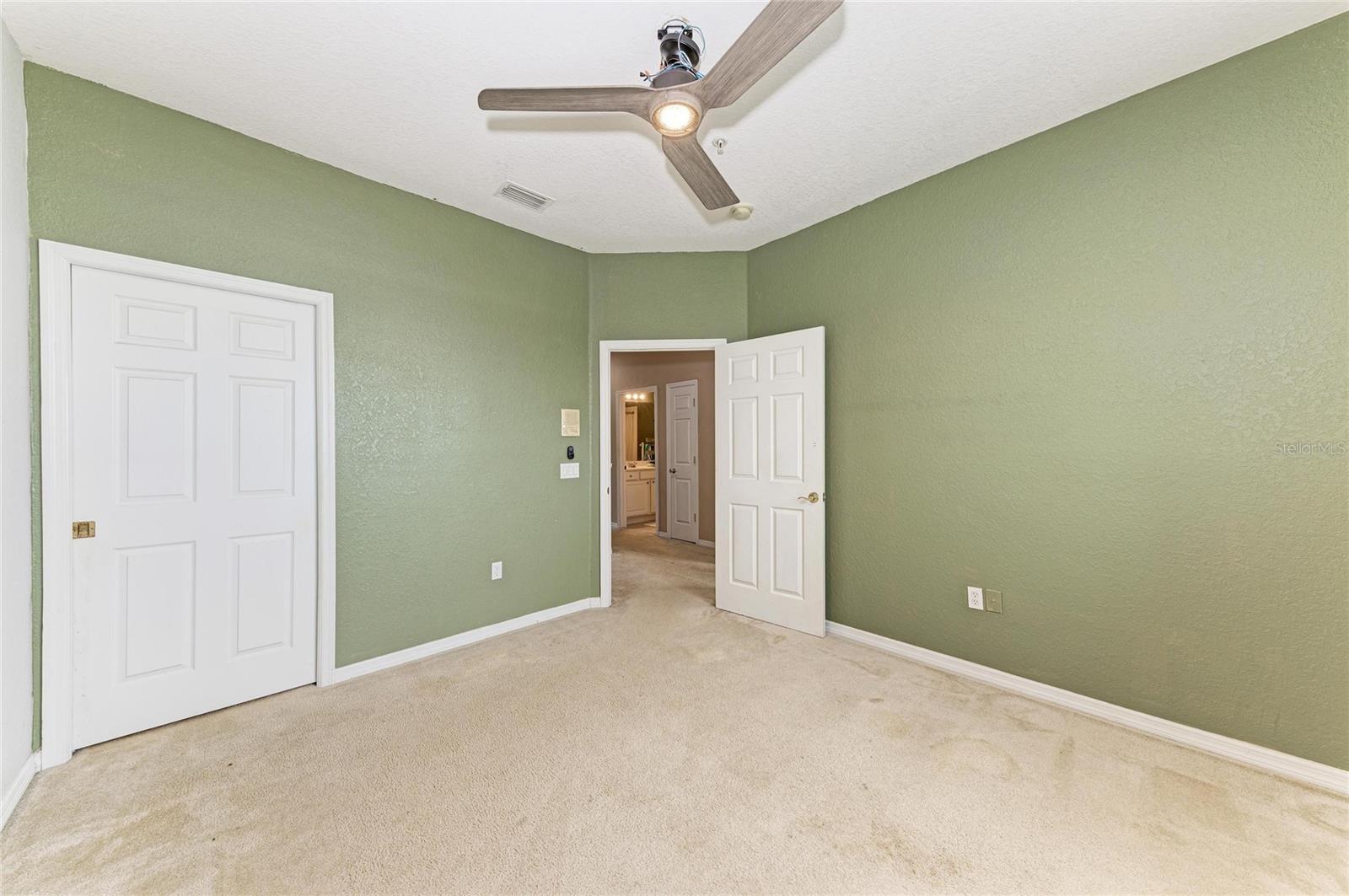 A4696631 Property Photo 26