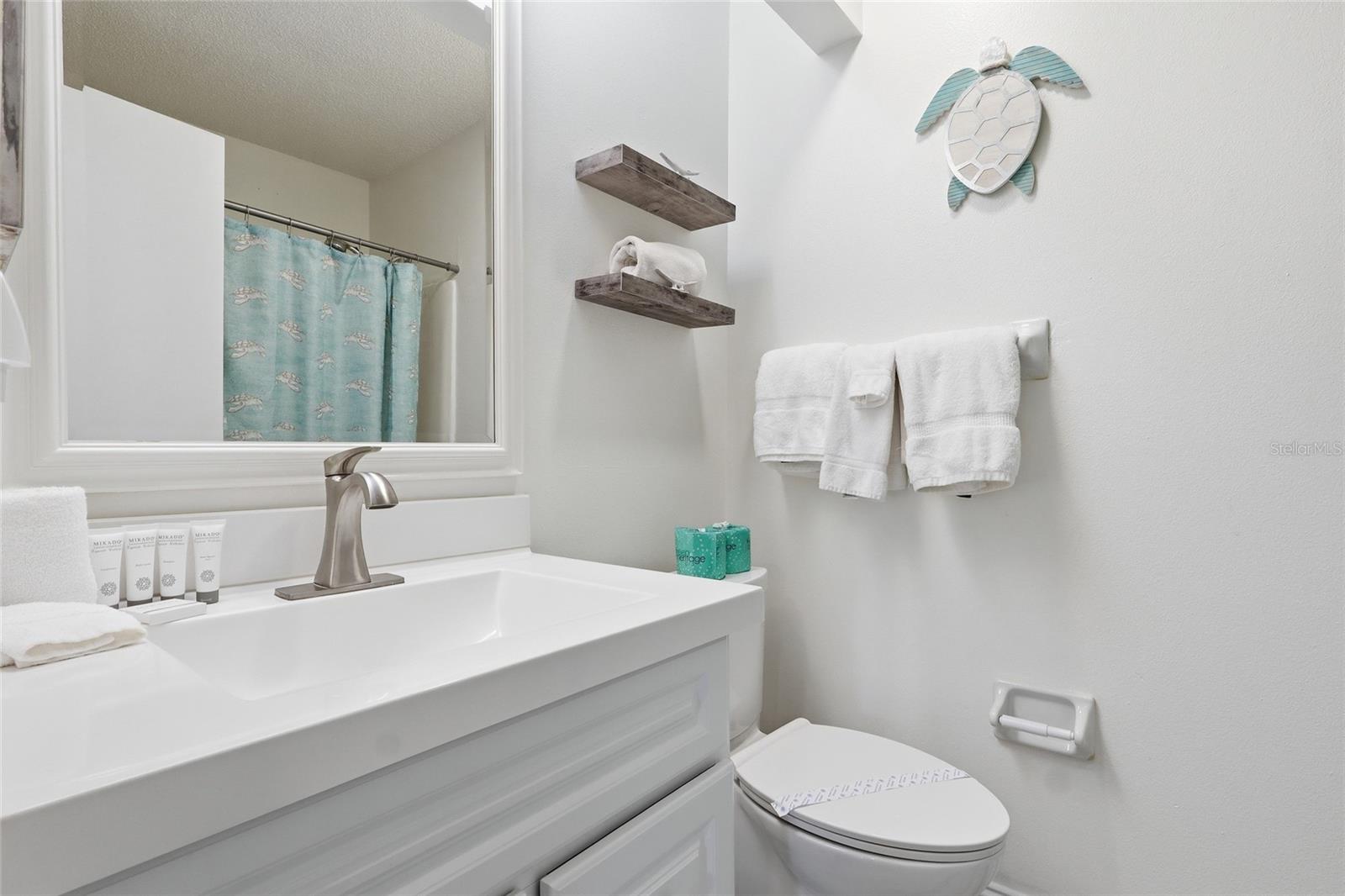 207 71st St #e Property Photo 11