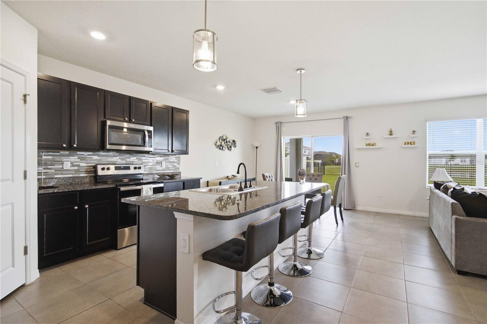 17119 Harvest Moon Way Property Photo 14