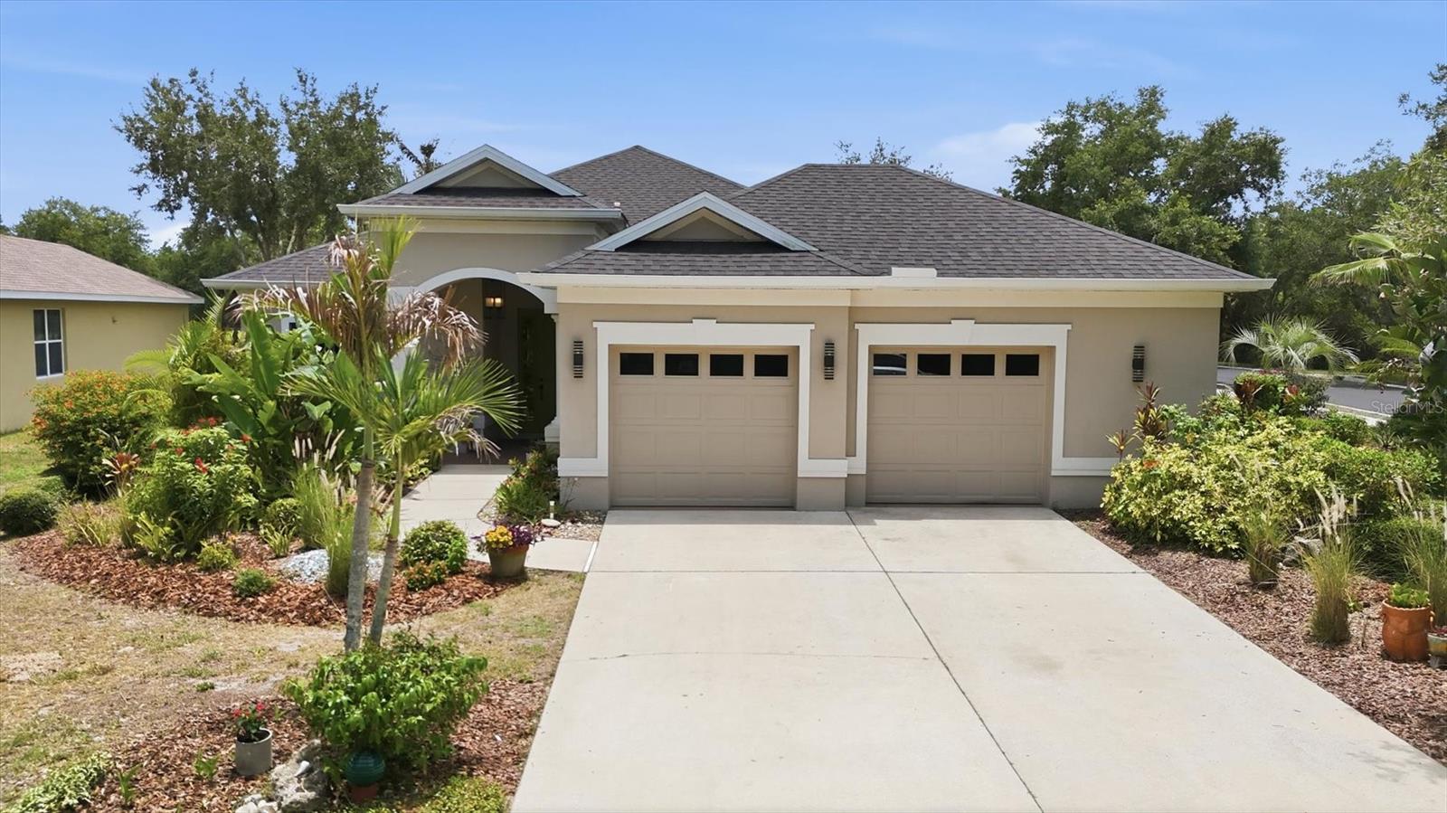 428 Snapdragon Loop Property Photo 3