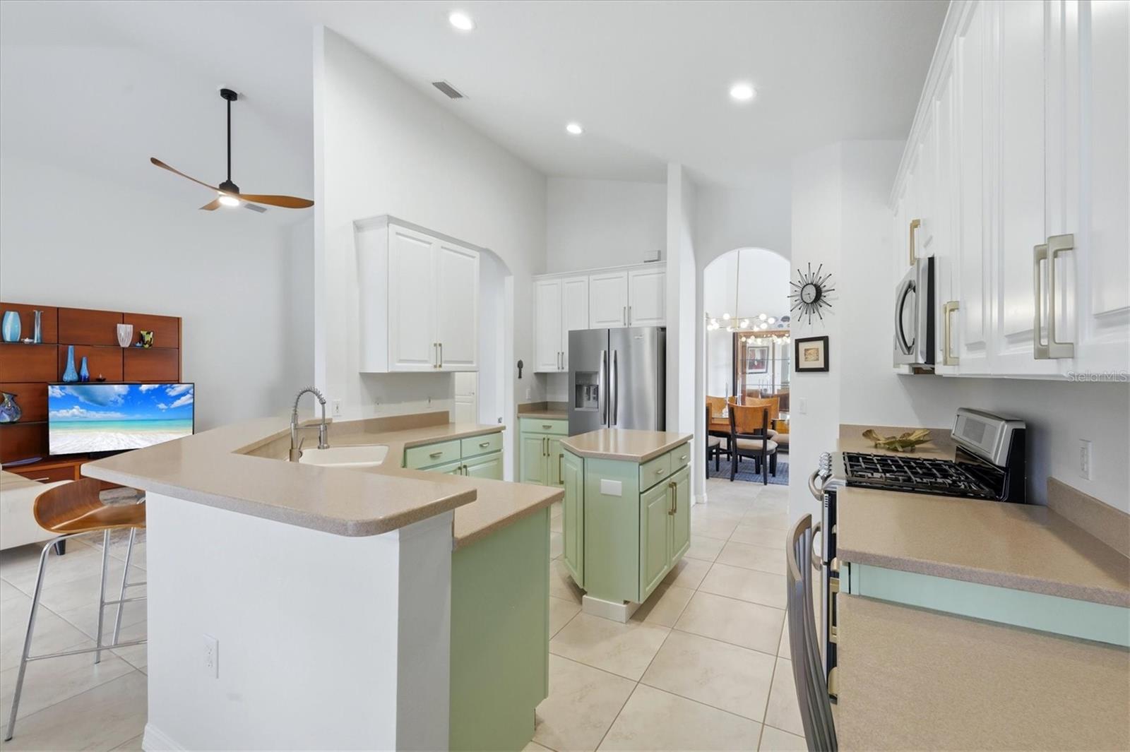 428 Snapdragon Loop Property Photo 10