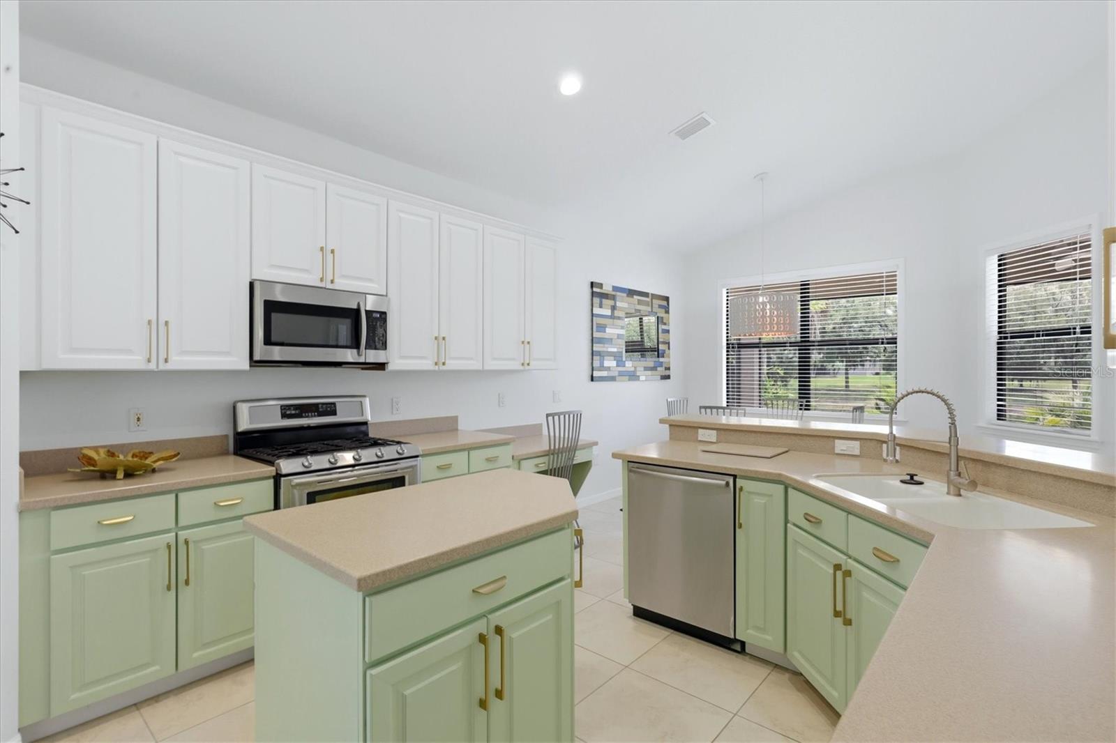 428 Snapdragon Loop Property Photo 11