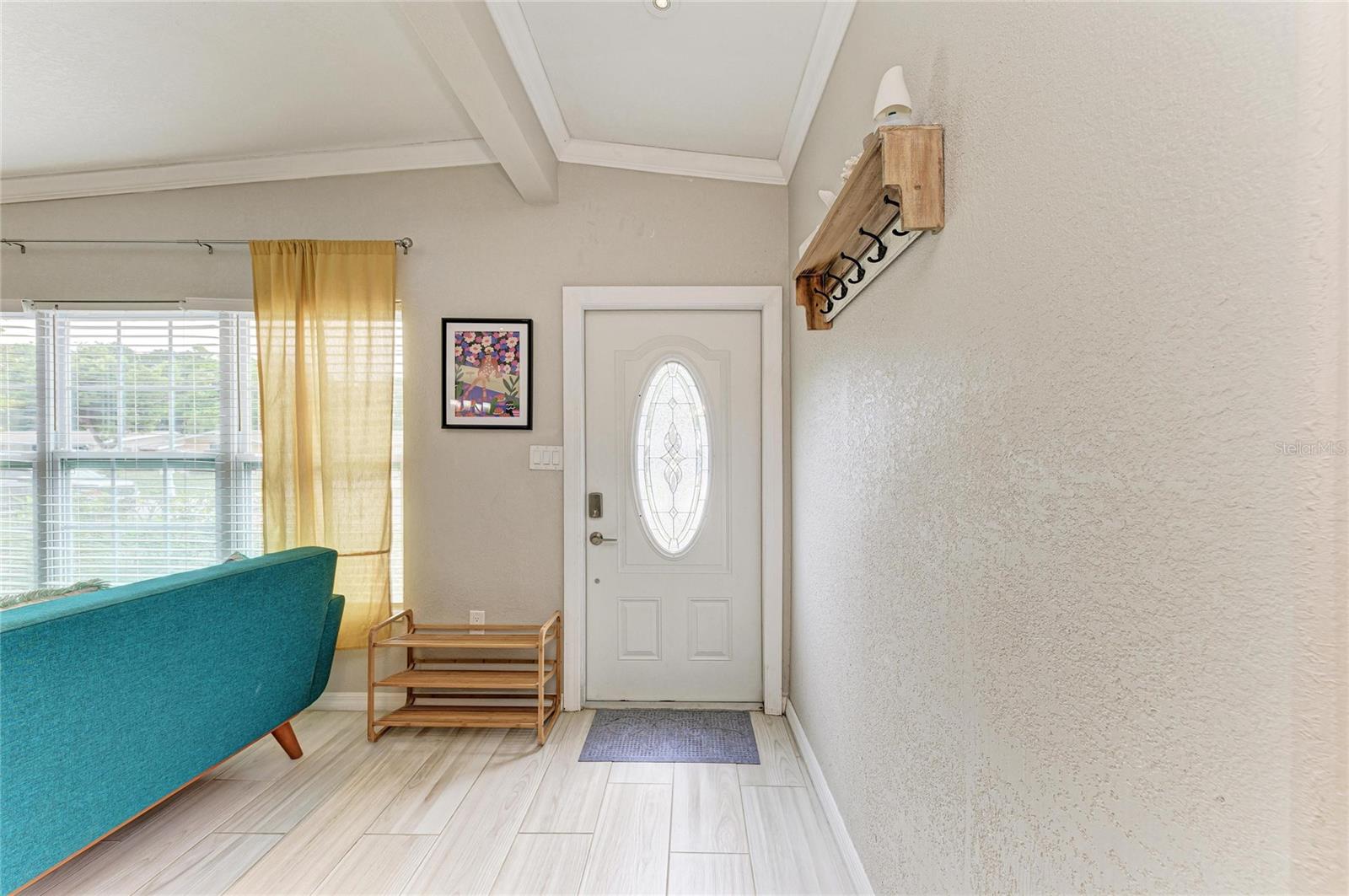 161 Suntan Ave Property Photo 4