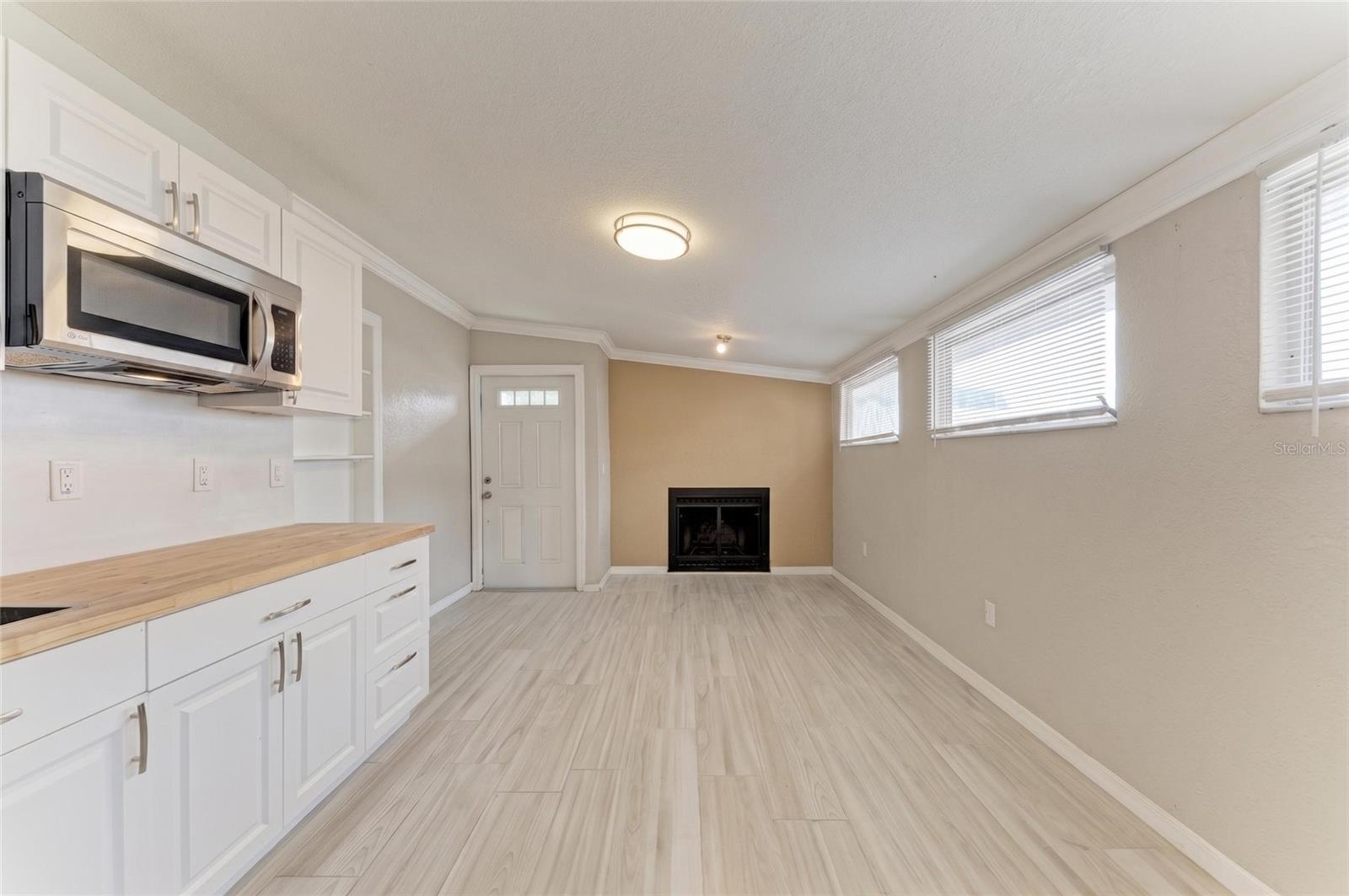 161 Suntan Ave Property Photo 32