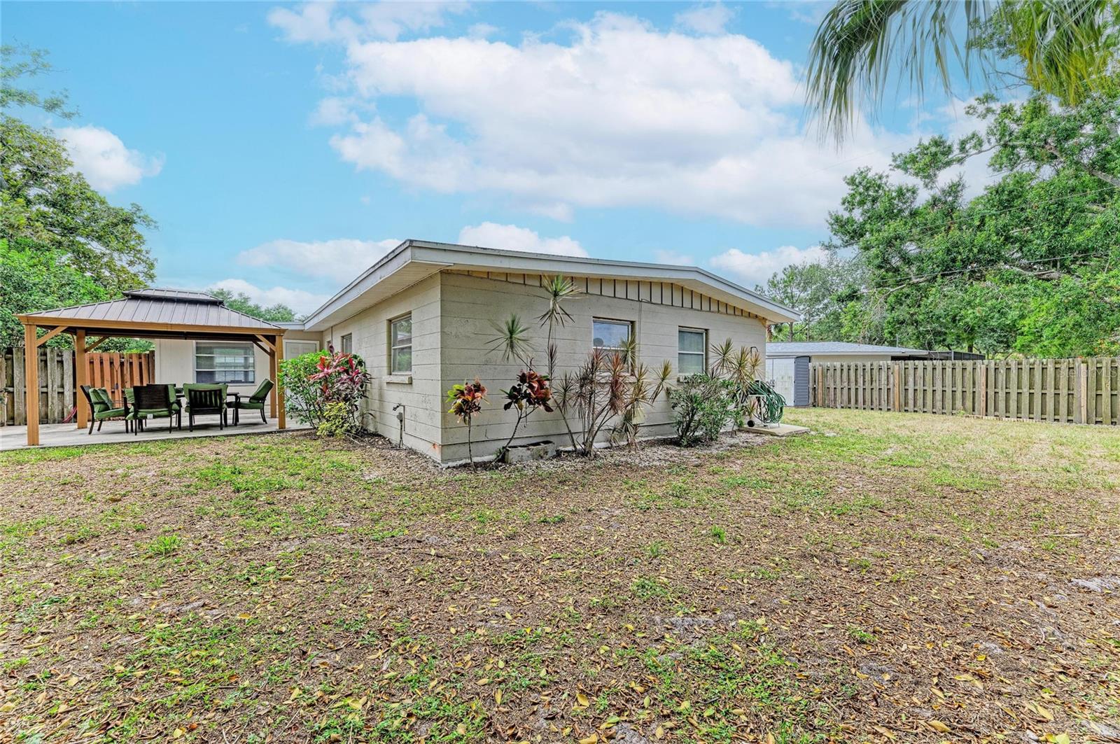 161 Suntan Ave Property Photo 39