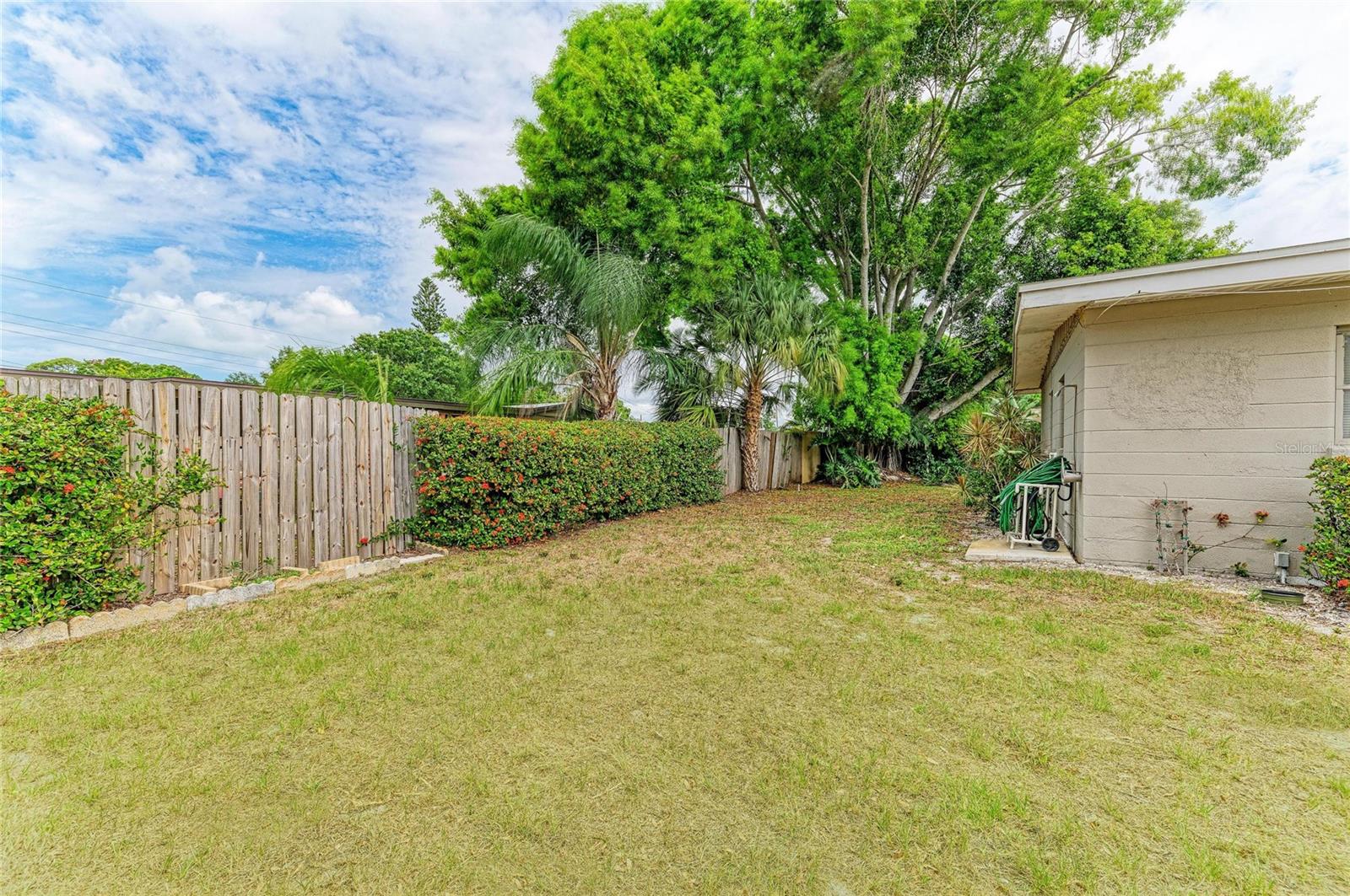 161 Suntan Ave Property Photo 41