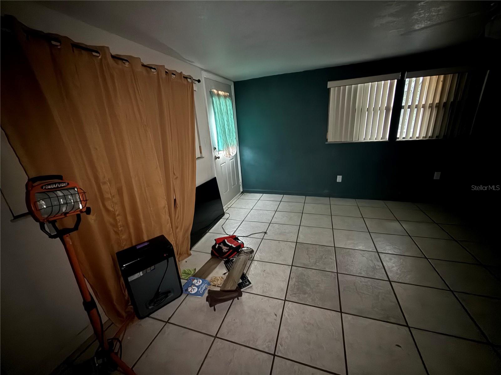 23014 Mcnulty Ave Property Photo 4