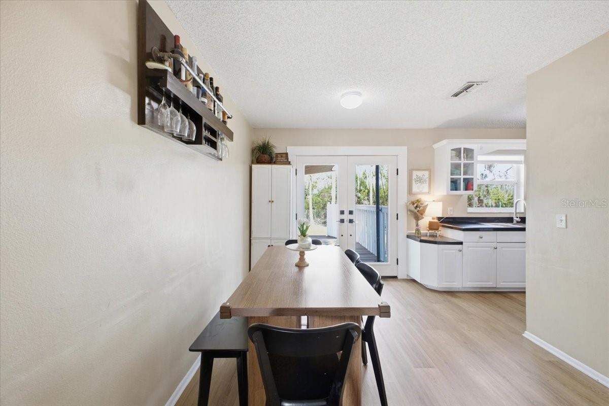 115 Brown St Property Photo 11