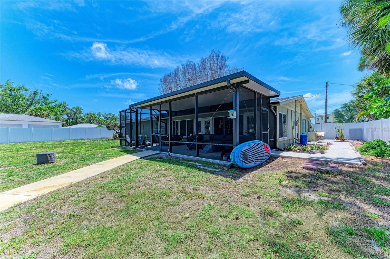 302 Dona Dr Property Photo 37