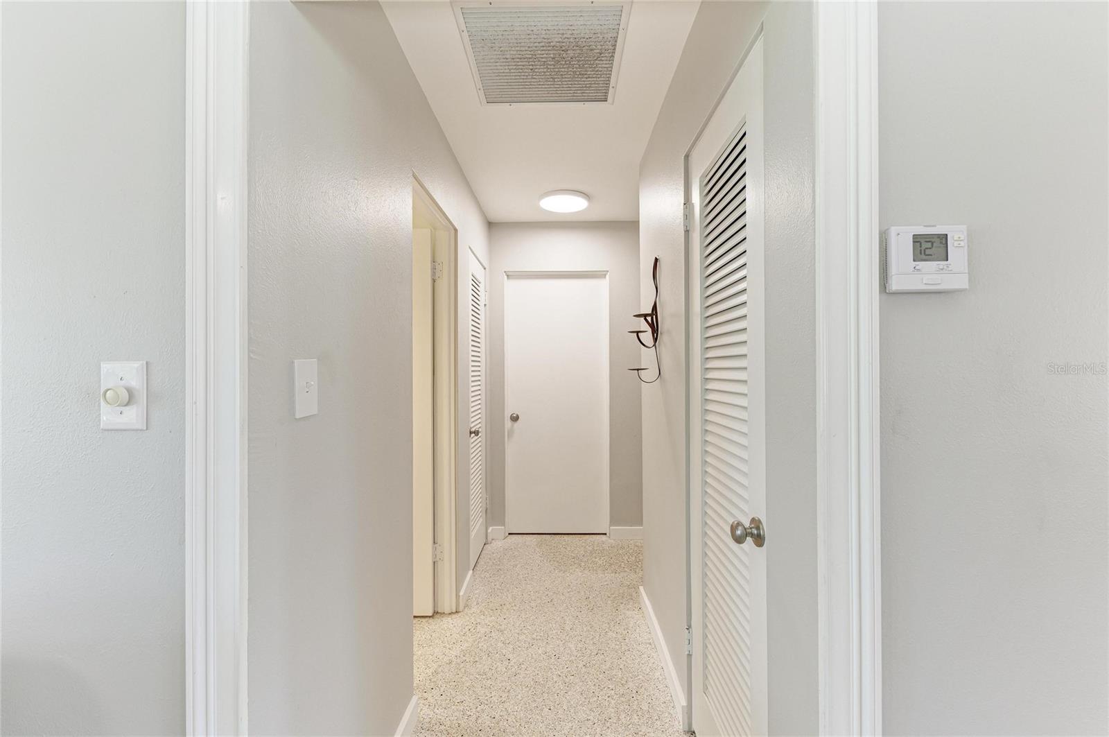 302 Dona Dr Property Photo 46