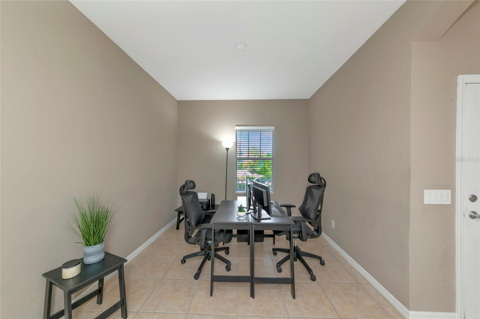 4930 Newport News Cir Property Photo 20