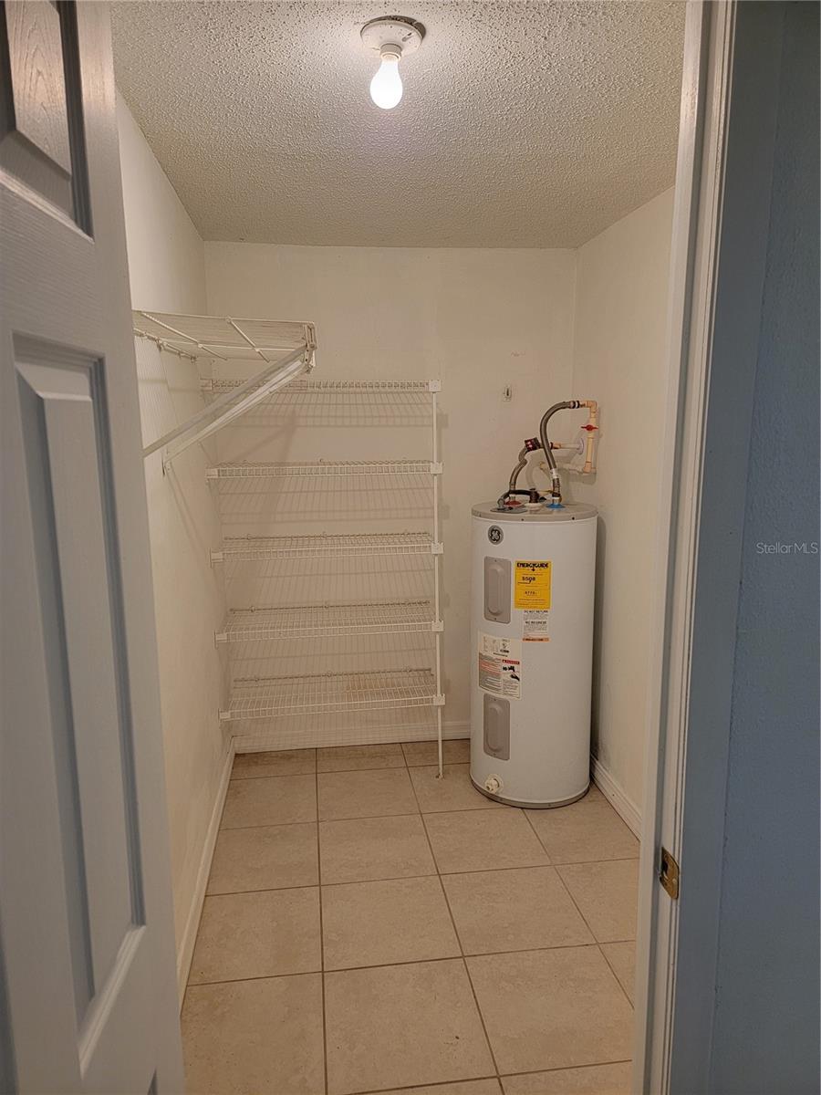 1375 Myrtle St Property Photo 23