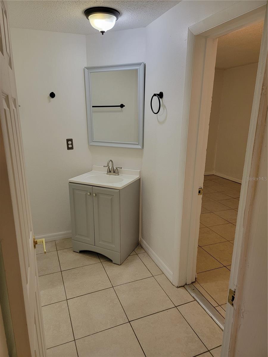 1375 Myrtle St Property Photo 24