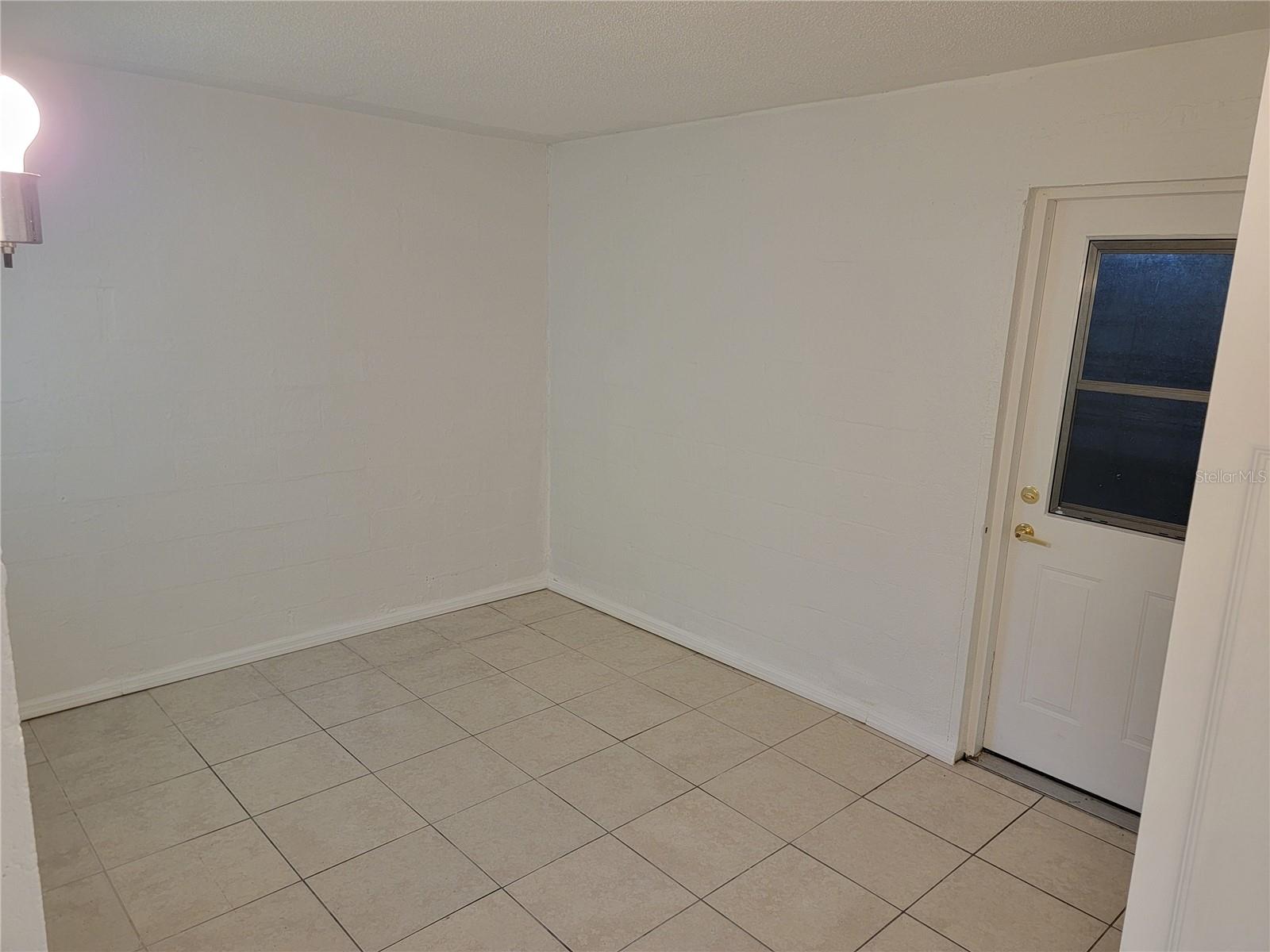 1375 Myrtle St Property Photo 27