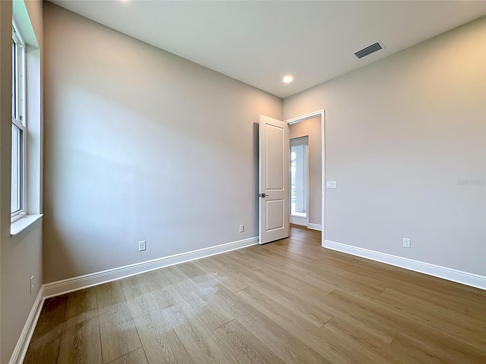 12422 Stonegate Trl Property Photo 37