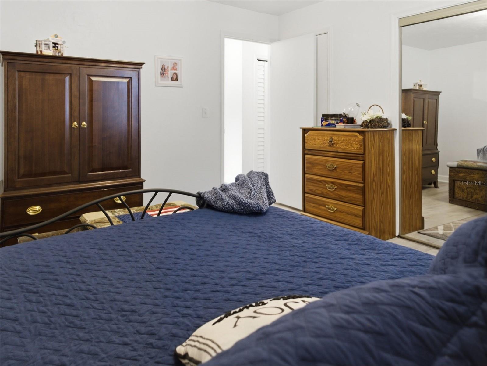 334 7th Way Property Photo 16