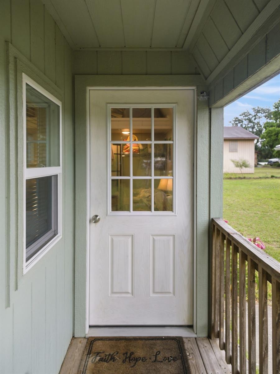 334 7th Way Property Photo 28