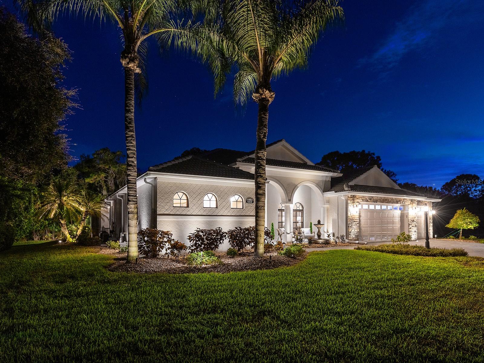 6410 Butlers Crest Dr Property Photo 3