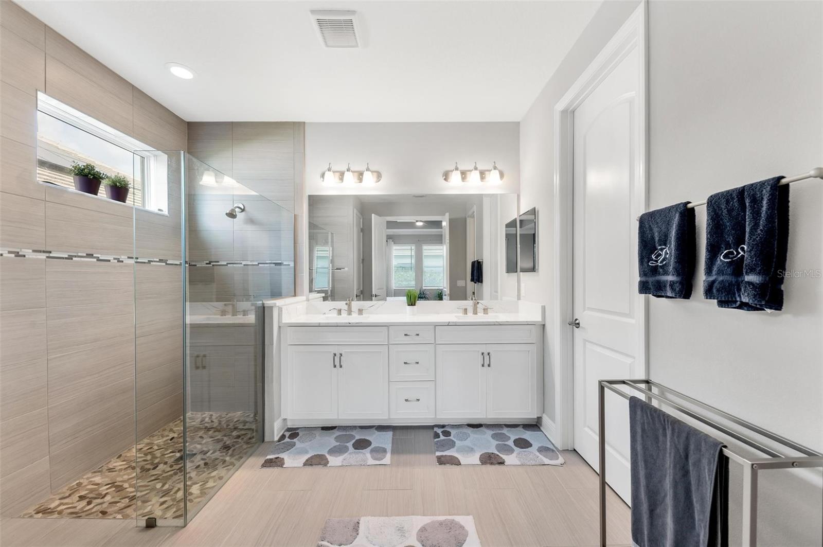 2028 Woodleaf Hammock Ct Property Photo 16