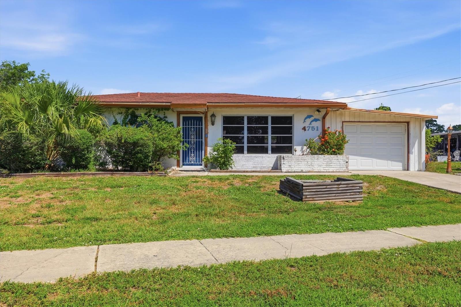 4751 S Biscayne Dr Property Photo 2