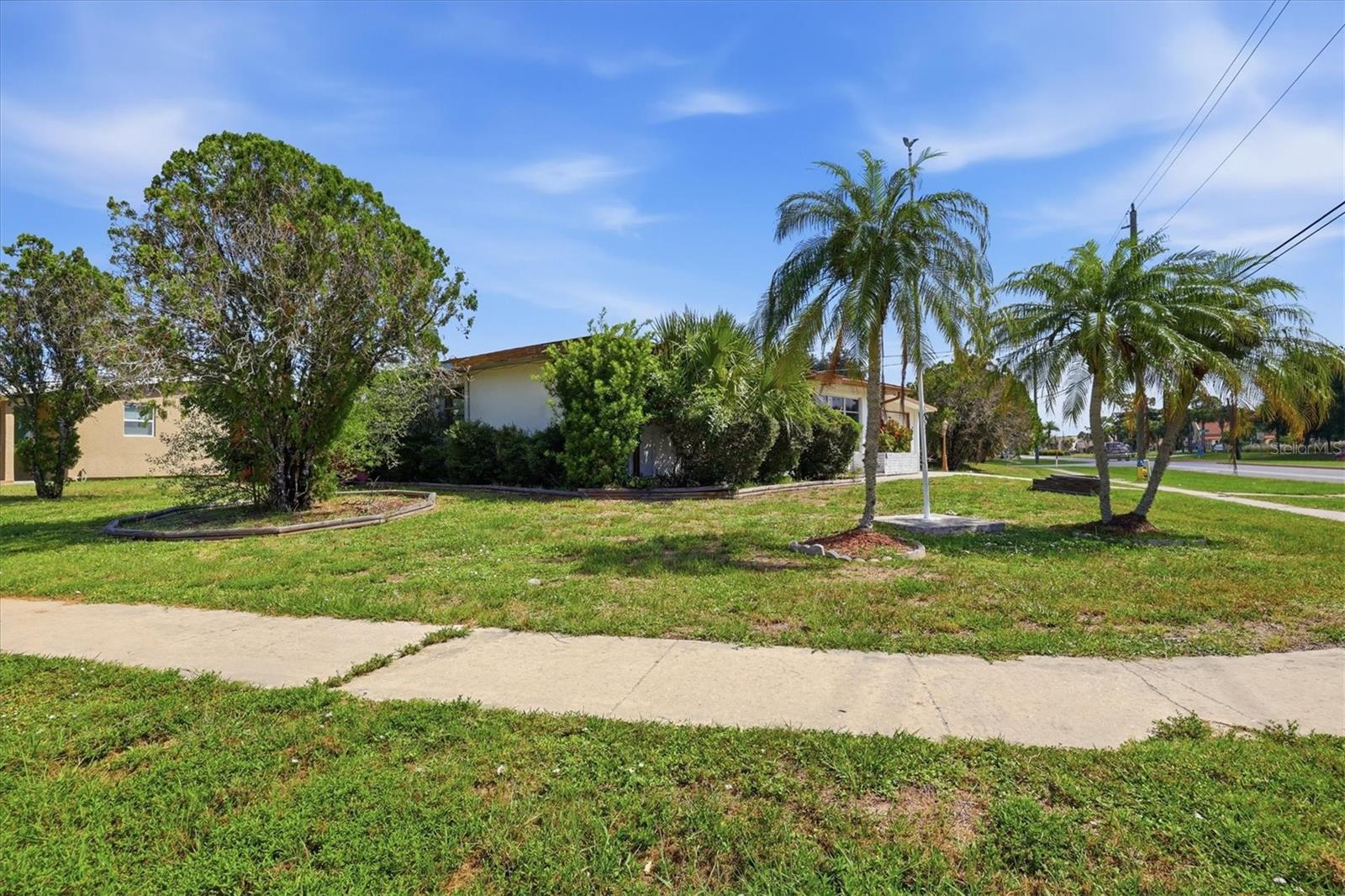 4751 S Biscayne Dr Property Photo 6