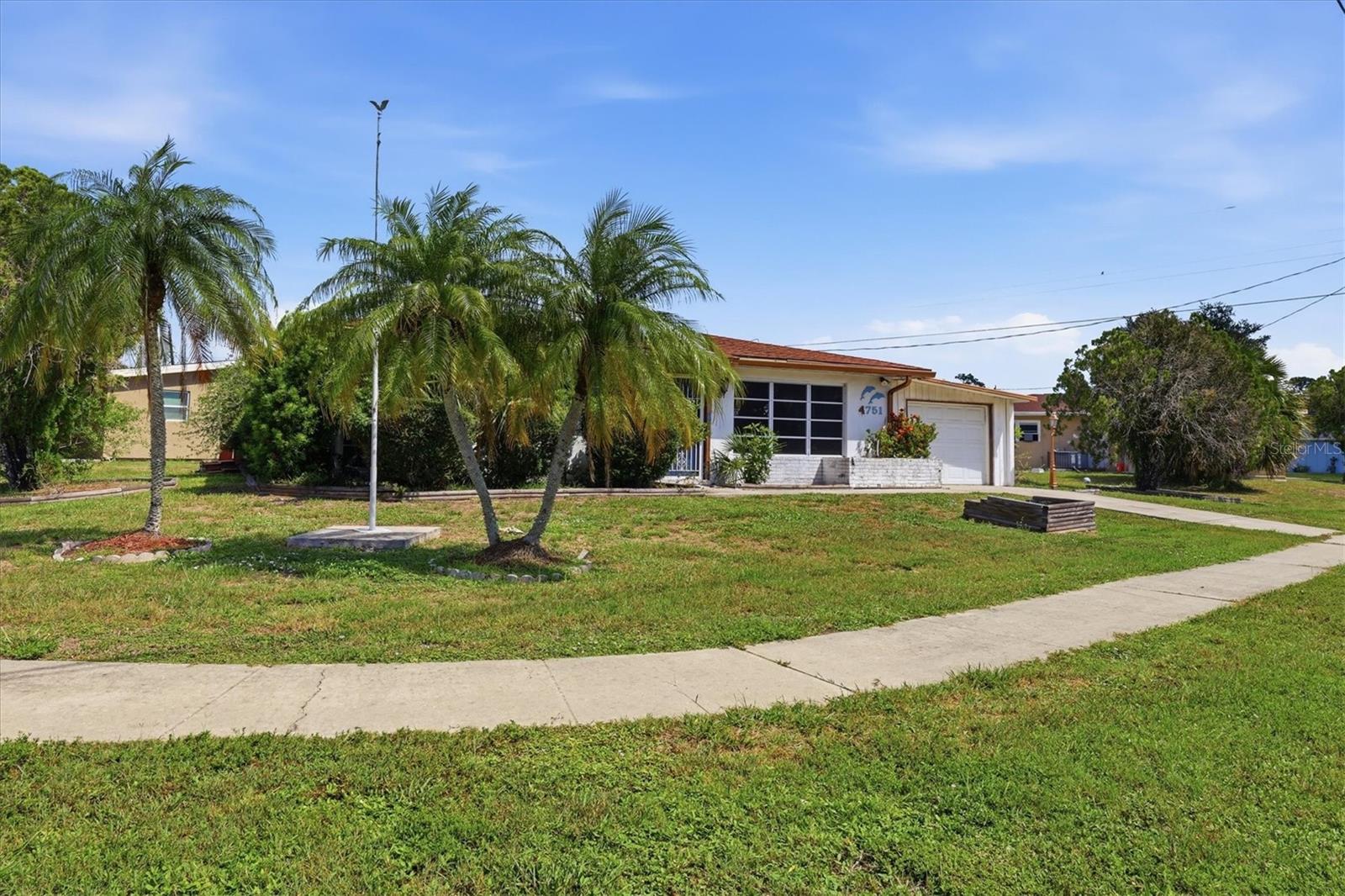 4751 S Biscayne Dr Property Photo 7