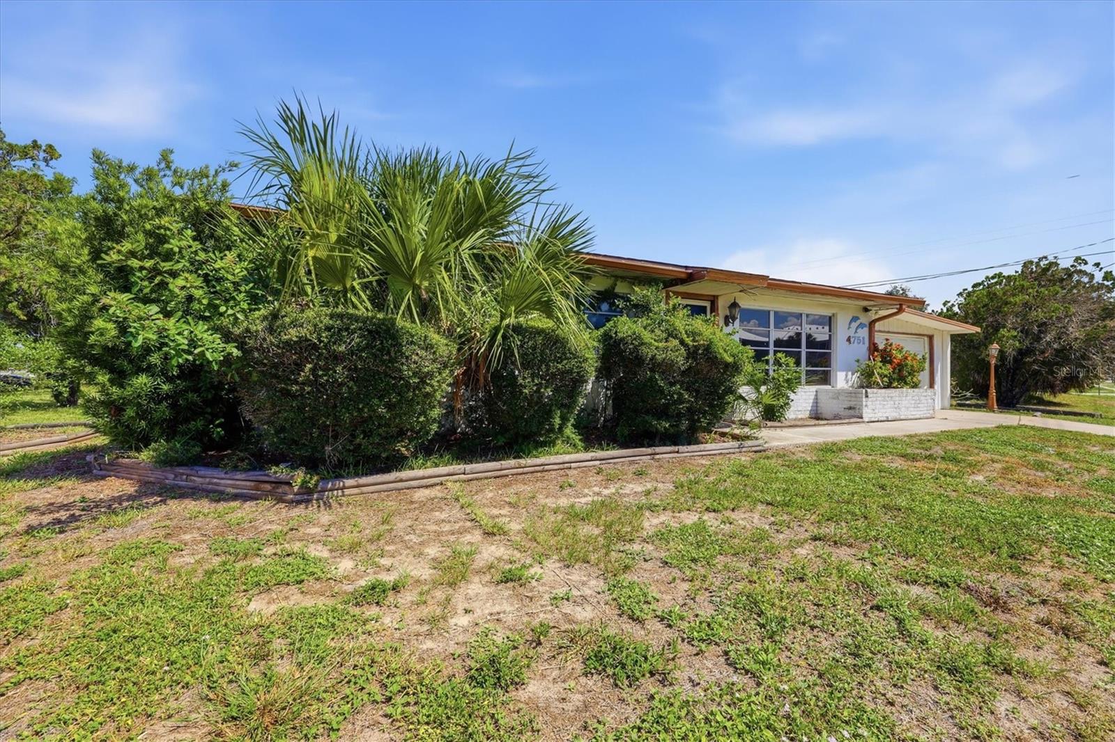 4751 S Biscayne Dr Property Photo 8