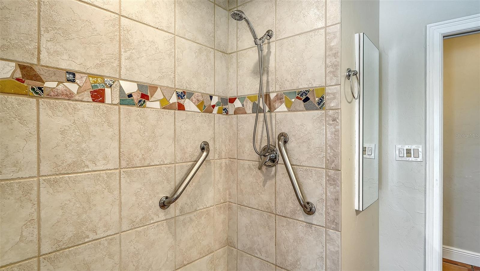 4935 Riverwood Ave Property Photo 43