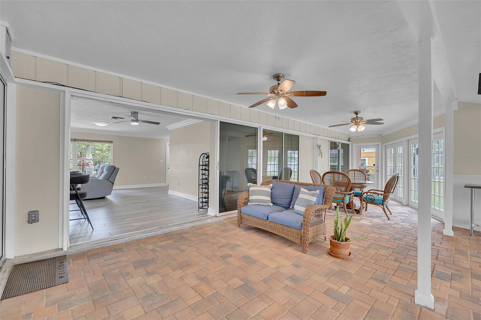332 Shore Dr Property Photo 35