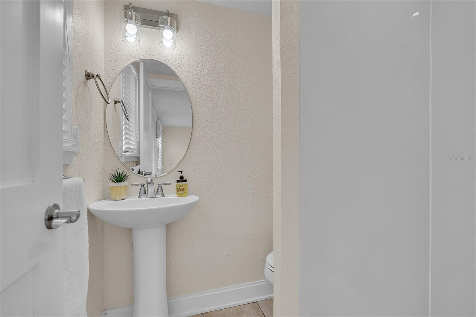 332 Shore Dr Property Photo 48