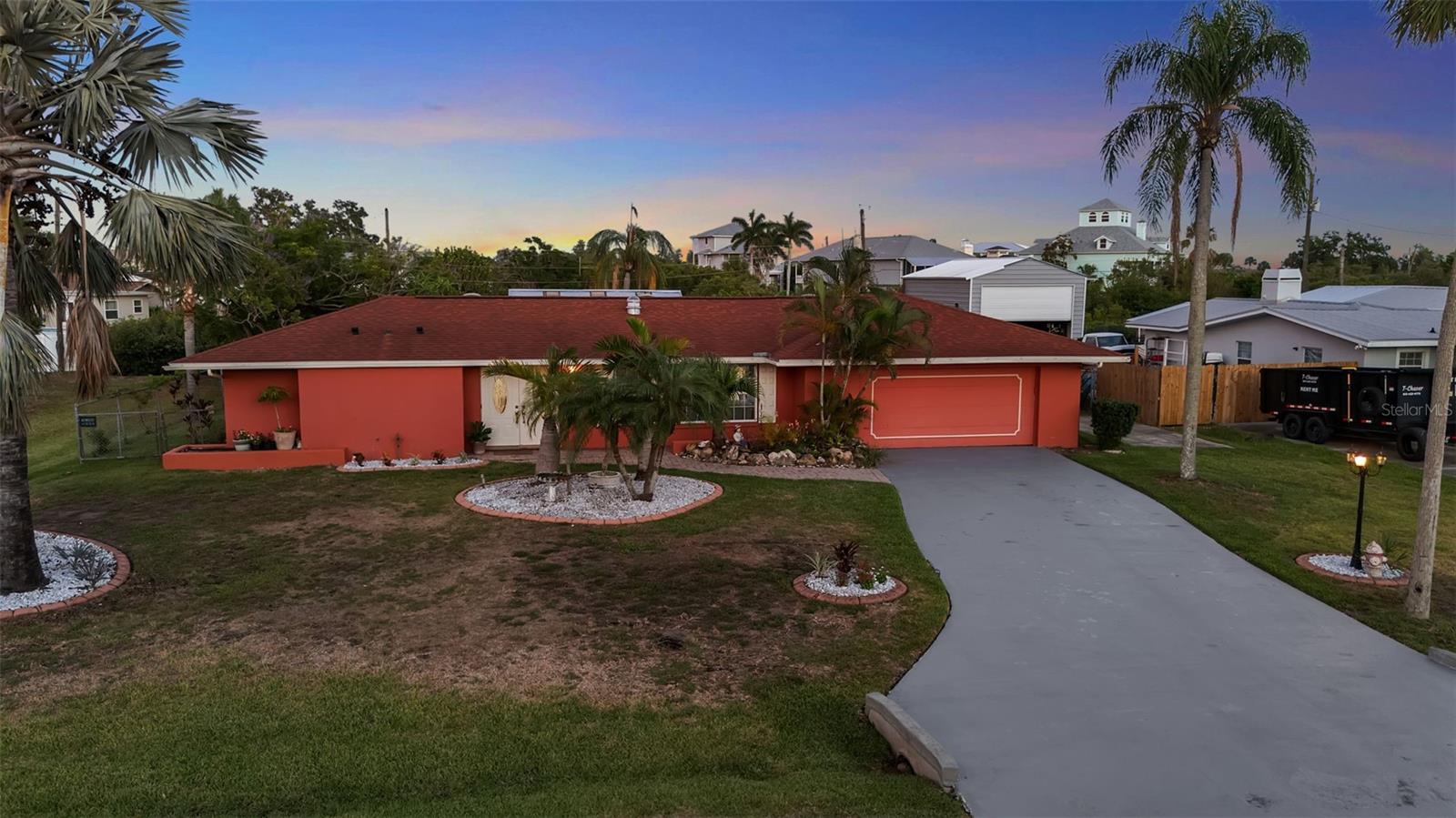 332 Shore Dr Property Photo 52