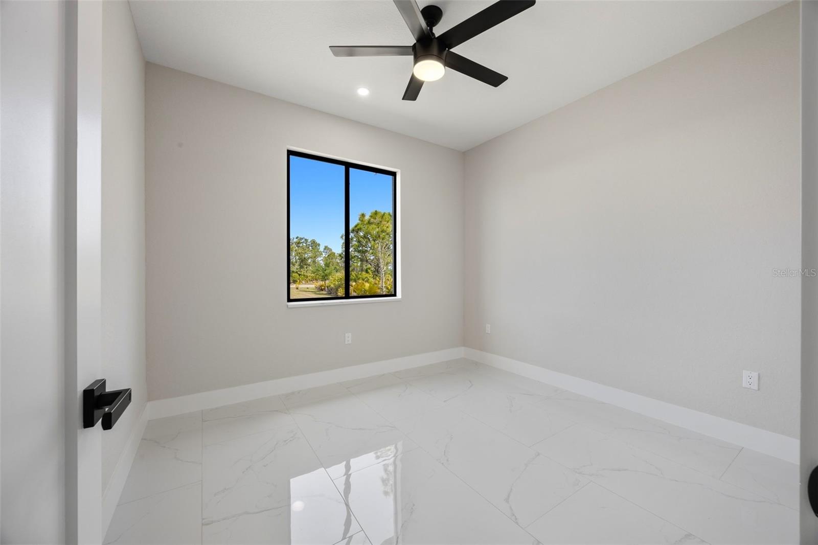 90 Brig Cir S Property Photo 25
