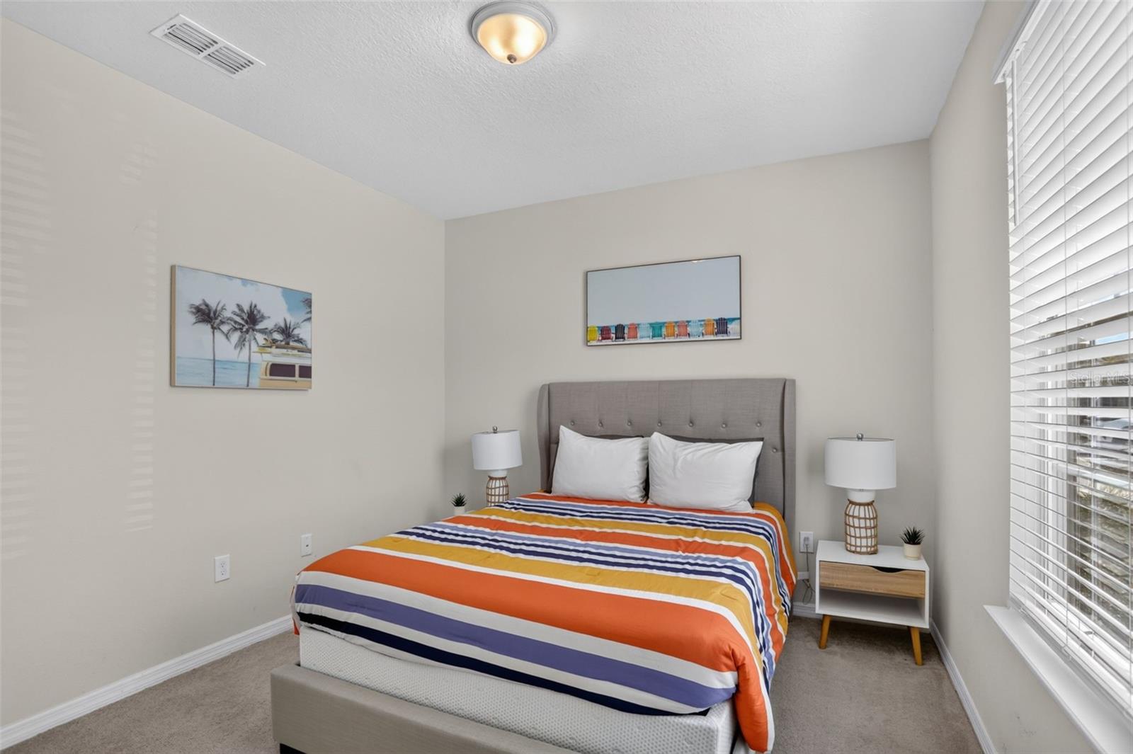 7573 Oak Spring Ln Property Photo 6