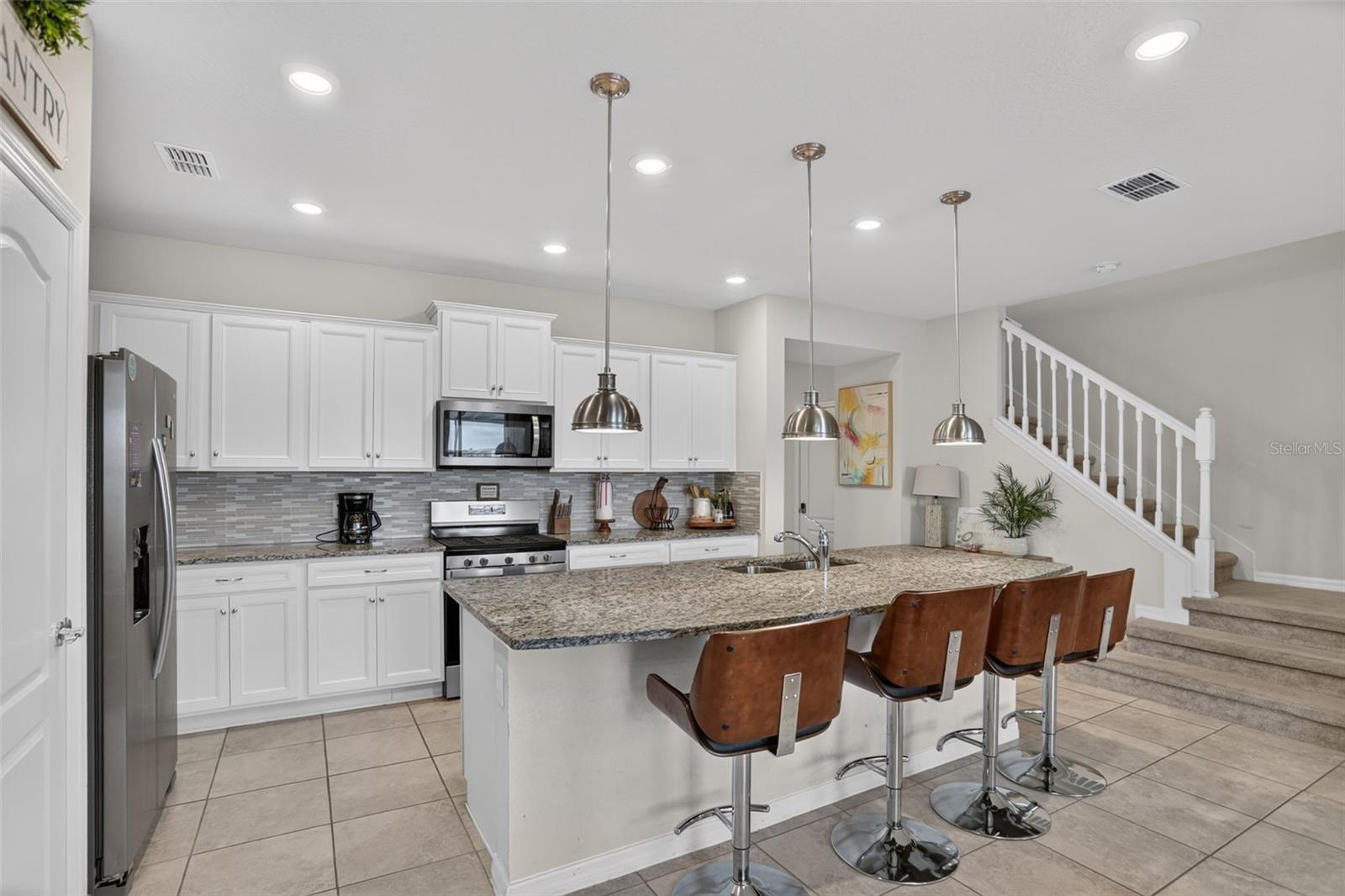 7573 Oak Spring Ln Property Photo 11