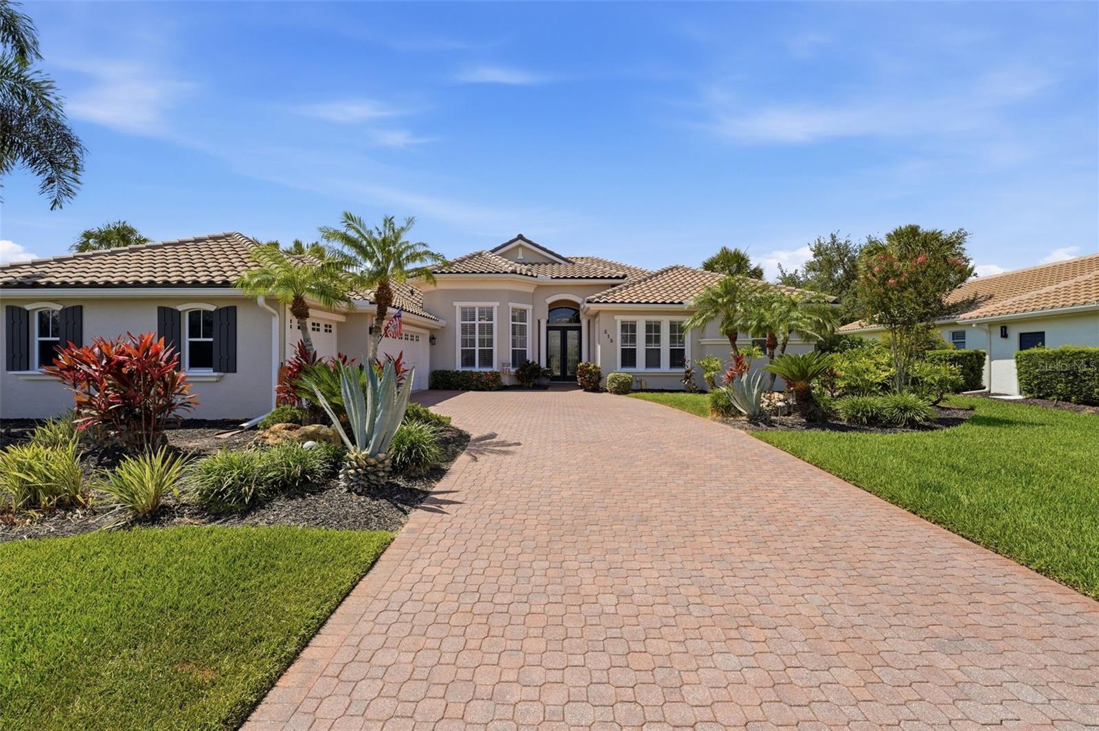 515 Sand Crane Ct Property Photo 2